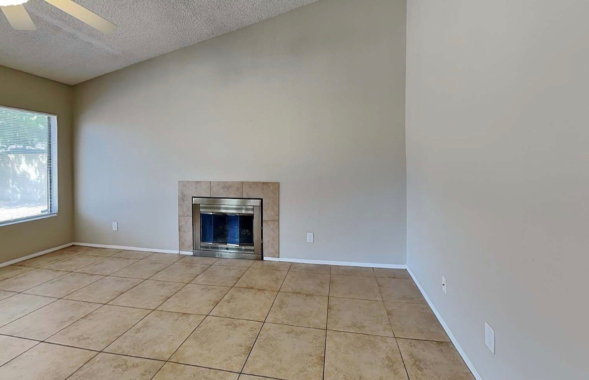Building Photo - 7543 W Cheryl Dr