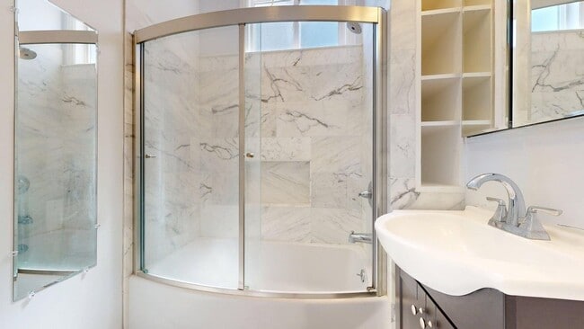 Building Photo - 262 Texas St