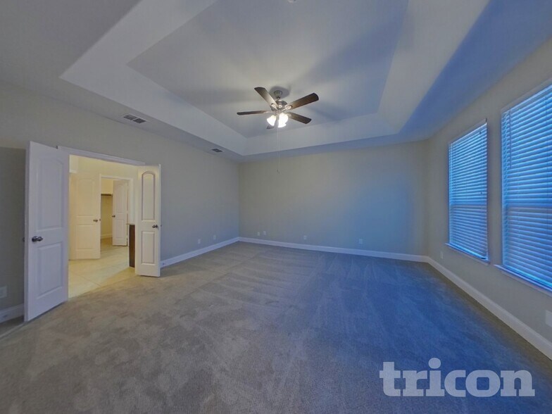 Building Photo - 5301 Runnymede Ct