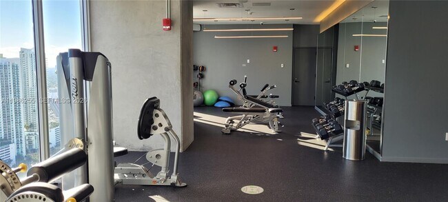 Building Photo - 151 SE 1st St