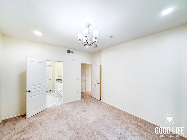 Building Photo - OC: Spacious 2BD/2.5BA Condo in Irvine with Resort-Style Amenities, Private Balcony & In-Unit Lau...