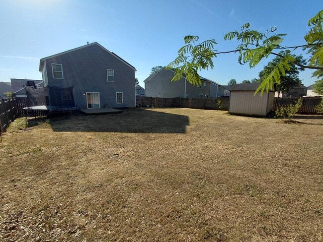Building Photo - 836 Chariot Way