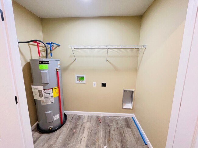 Building Photo - 106 Diane Ct