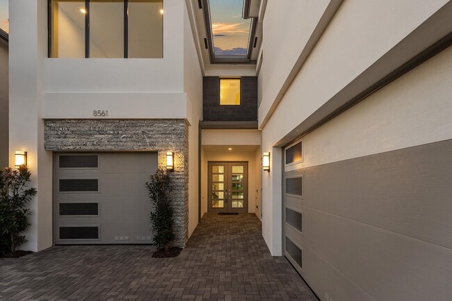 Building Photo - 8561 Crystal Downs Ave