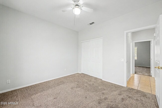 Building Photo - 405 W Primoroso Dr
