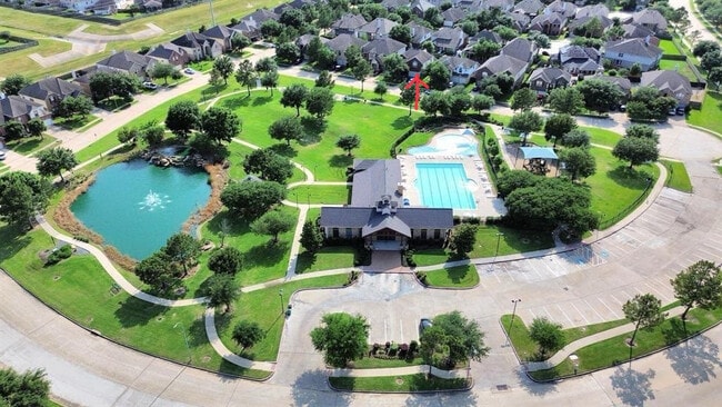 Building Photo - 6122 Vadini Shores Ln