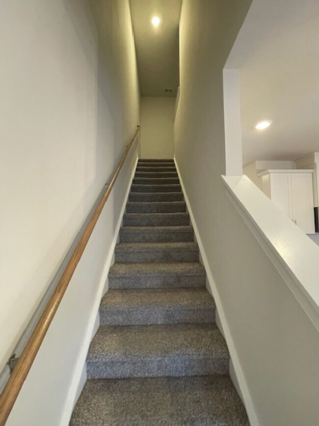 Building Photo - 4528 Skywood Ln