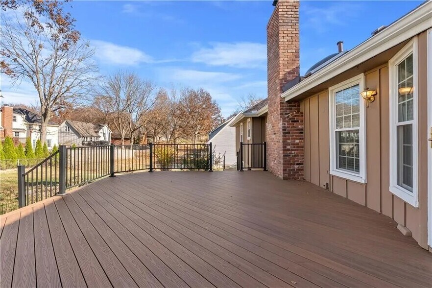 Deck - 1502 SW 9th St