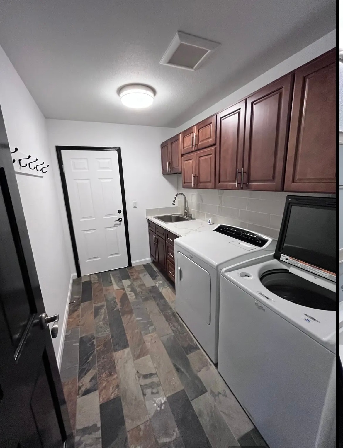 Building Photo - 2603 S 86th Ave