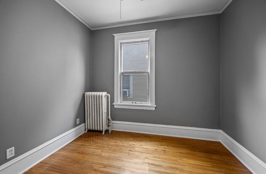 Bedroom 1 - 1217 Grand Ave