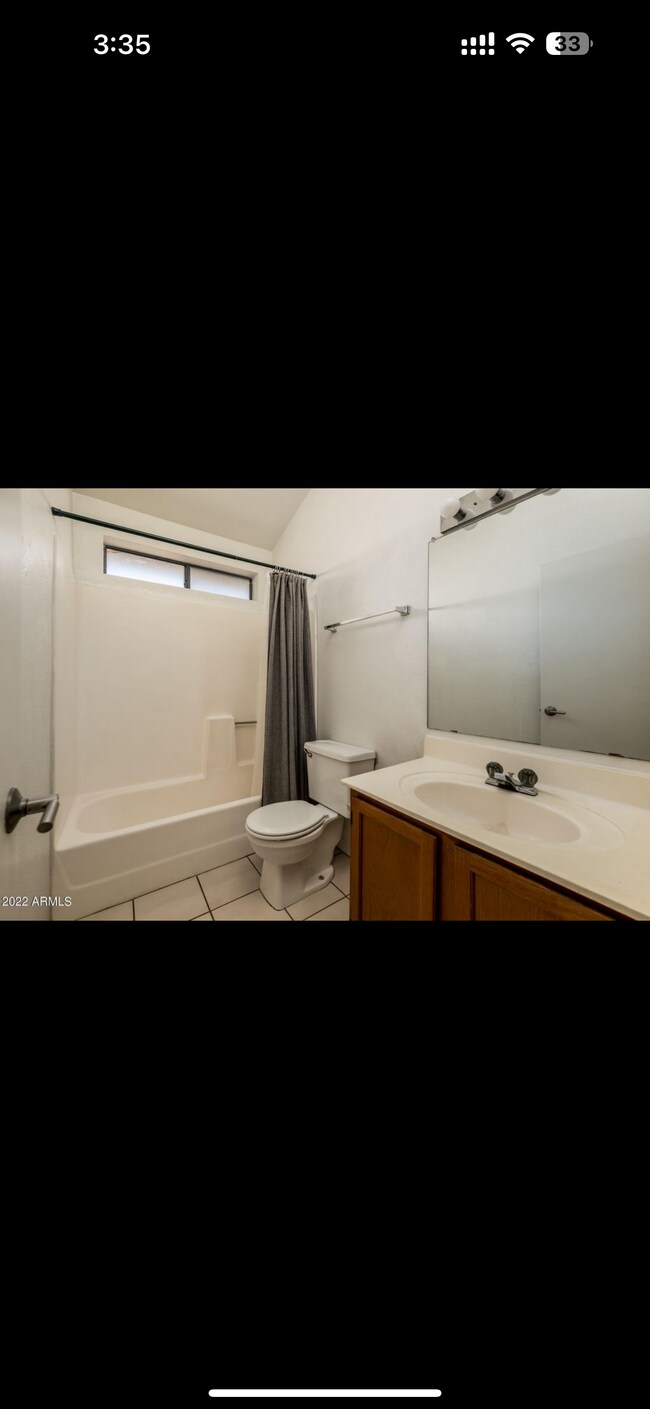 Building Photo - 8602 N 67th Dr