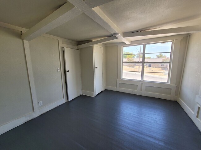 Building Photo - 1334/1336 Rigsby