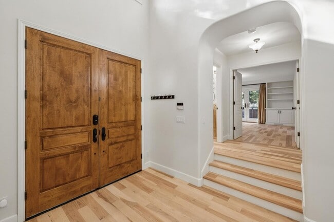 Building Photo - 7BR / 5.5BA Los Altos Home with Elevator, 3-Car Garage & EV Charging