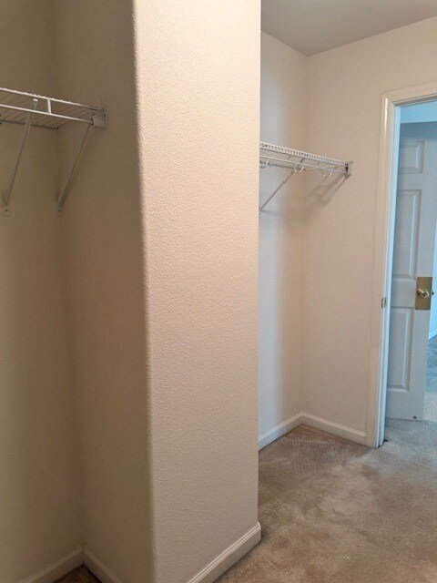 Building Photo - 8033 Farin Ct