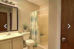 Building Photo - 3614 Heathrow Dr