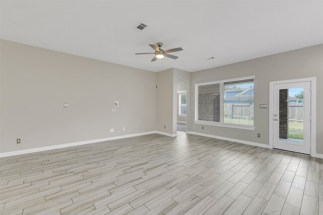 Building Photo - 31778 Twin Timbers Ln