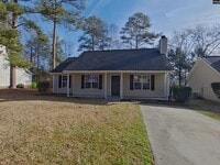 Building Photo - 500 Rockhaven Dr