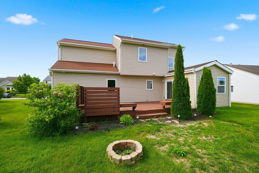 Building Photo - 3632 Astoria Way