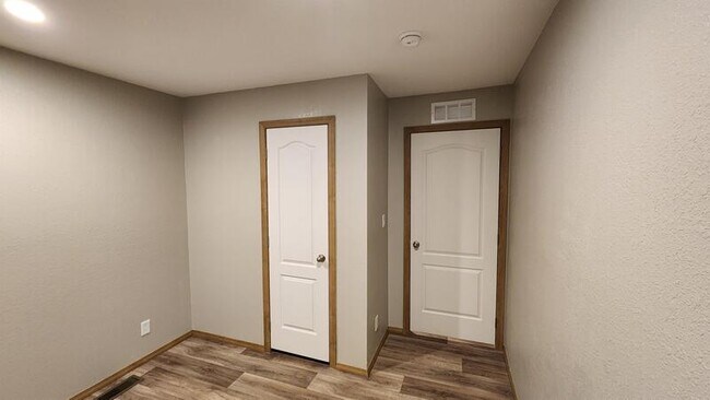 Building Photo - 11 Andreasen Dr