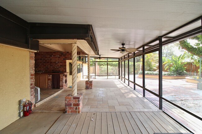 Building Photo - Stunning 3-Bed, 2-Bath Spanish-Inspired Custom Home with Elegant Gardens & Fountains