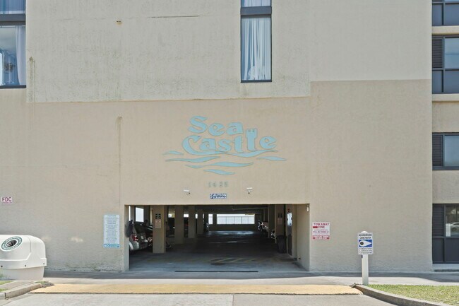 Building Photo - 1425 S Ocean Blvd