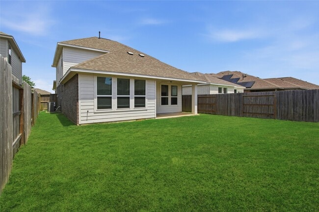 Building Photo - 13201 Leisure Cove Dr