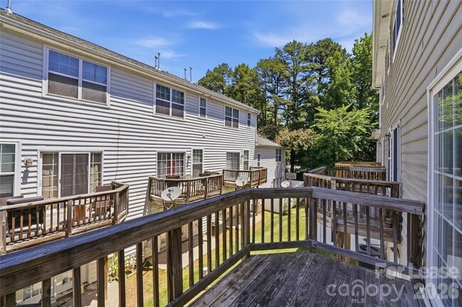 Building Photo - 6621 Tor Dr