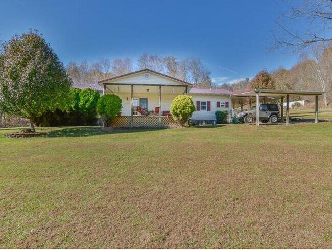 Primary Photo - 492 Olinger Dr