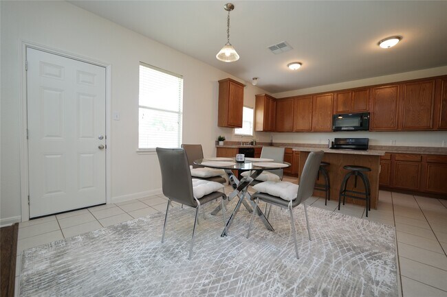 Building Photo - 1203 Lavender Shade Ct