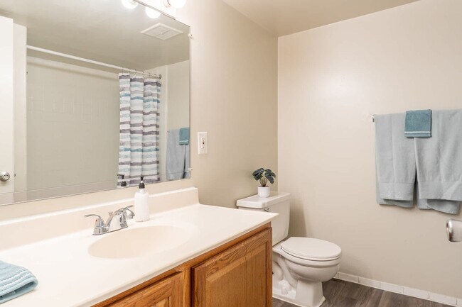 Building Photo - Glencoe Hills