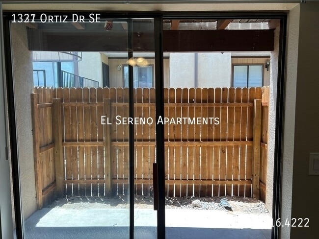 Building Photo - 1327 Ortiz Dr SE
