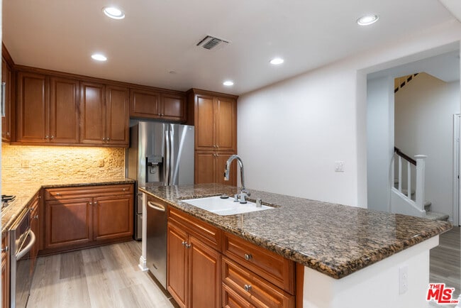 Building Photo - 12975 Agustin Pl