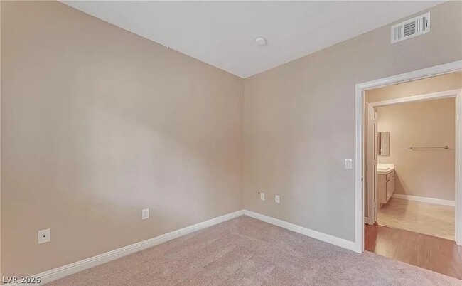 Building Photo - 5250 S Rainbow Blvd