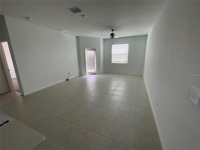 Building Photo - 32188 Spiceberry St