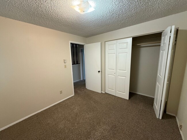 Building Photo - 0771