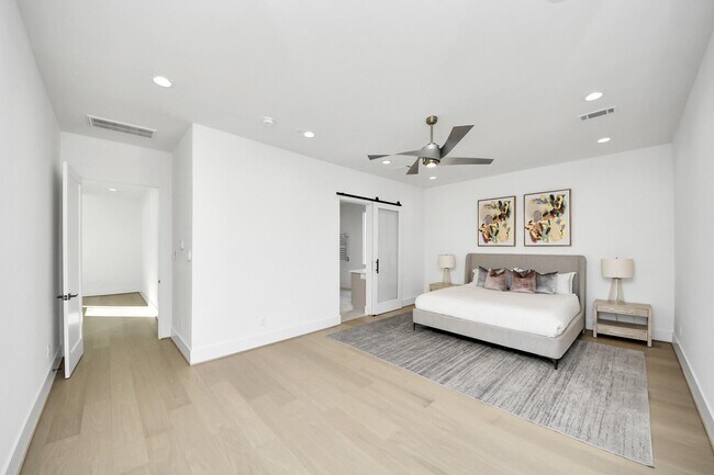 Building Photo - 2232 Swift Blvd