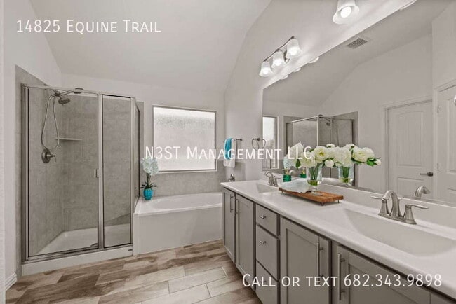 Building Photo - 14825 Equine Trail