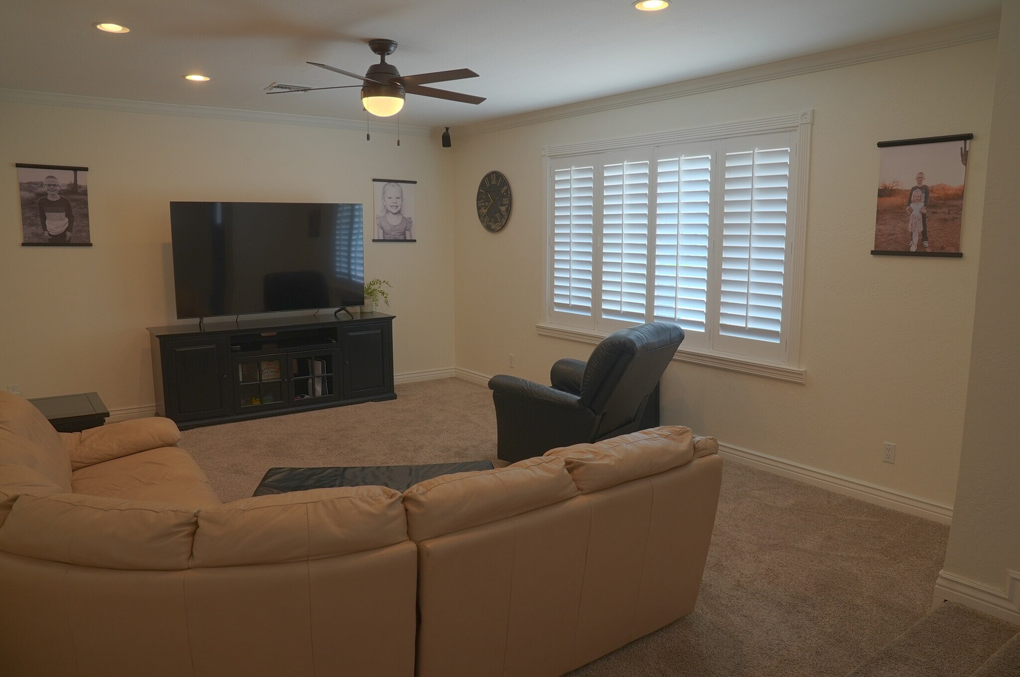 Building Photo - 2526 E Mercer Ln