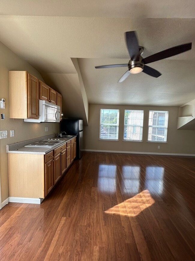 Building Photo - GREENVALLEY LOCATION