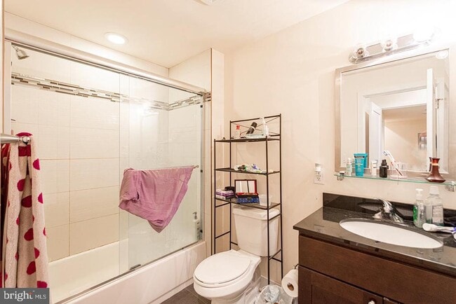 Building Photo - 1110 South St