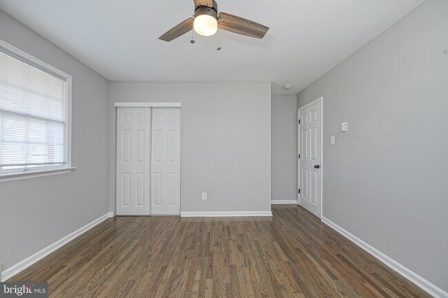 Building Photo - 123 Thies Rd