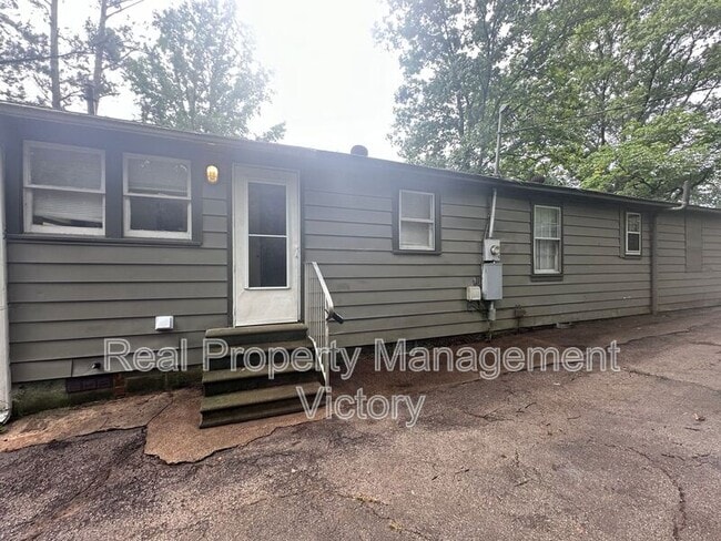 Building Photo - 2234 Floyd Bradford Rd