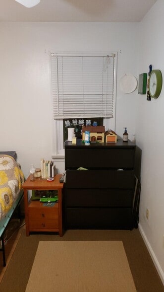 Building Photo - 2420 Ridge Rd