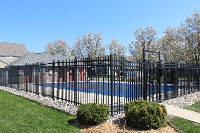 Building Photo - 7218 Governors Row