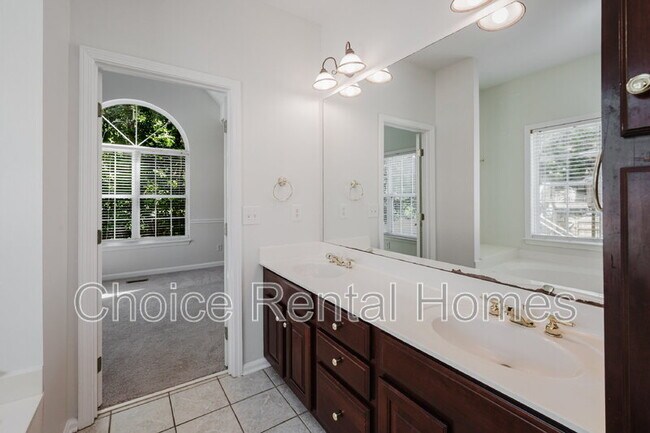 Building Photo - 4924 Keith Dr