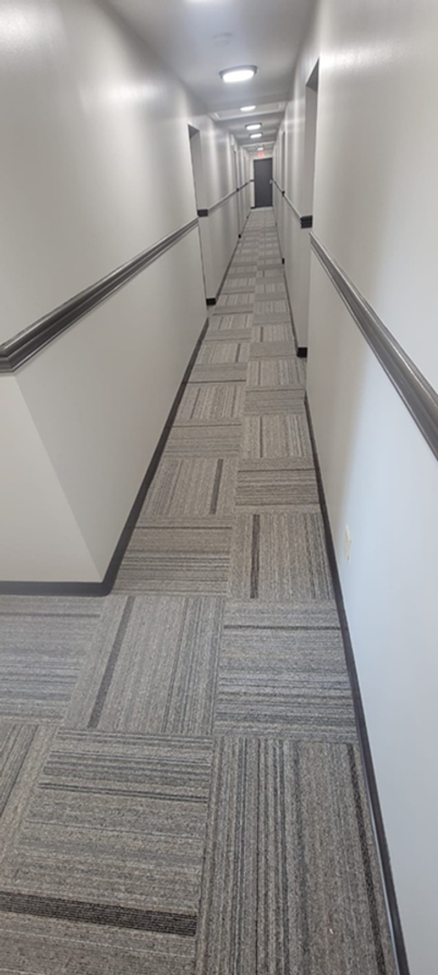 Building Photo - Rent Special through 5/31 - Convenient & N...