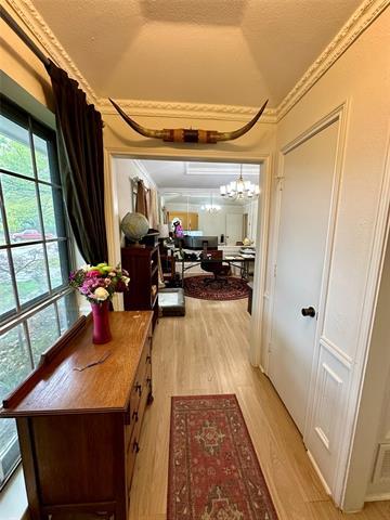 Building Photo - 7145 Crooked Oak Dr