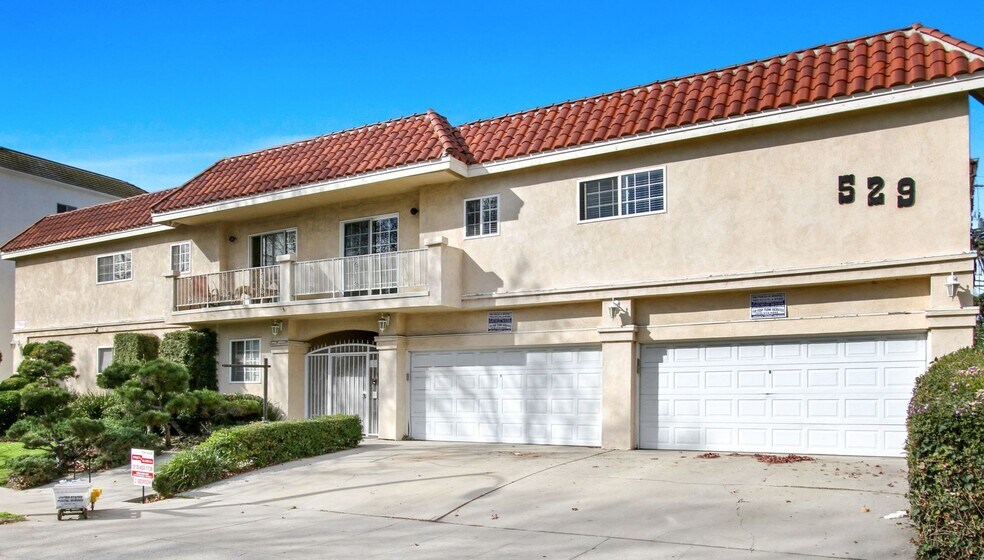 Building Photo - 529 Montana Ave