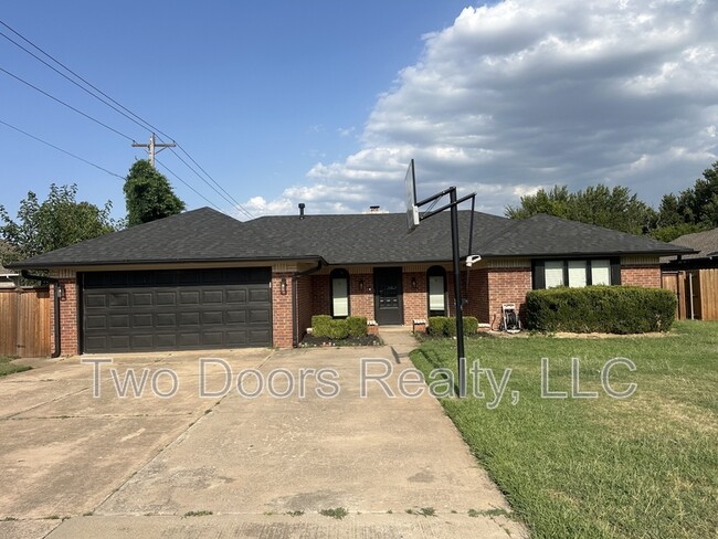 Building Photo - 5208 Mackleman Dr