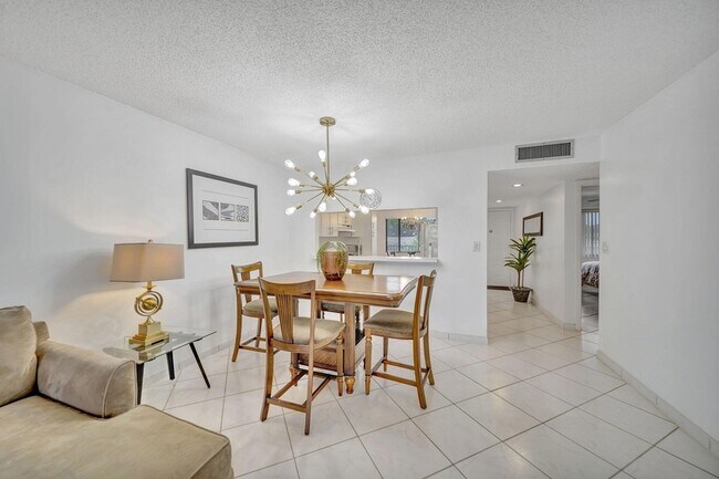 Building Photo - 9485 N Belfort Cir